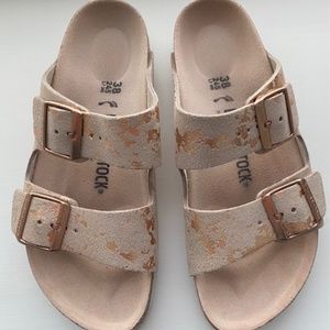 Birkenstock - Tan Suede Rose Gold